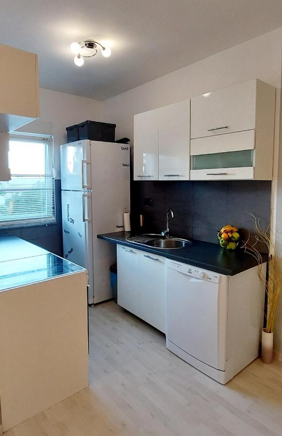 Apartman Near Fazana-500 From The Sea Экстерьер фото